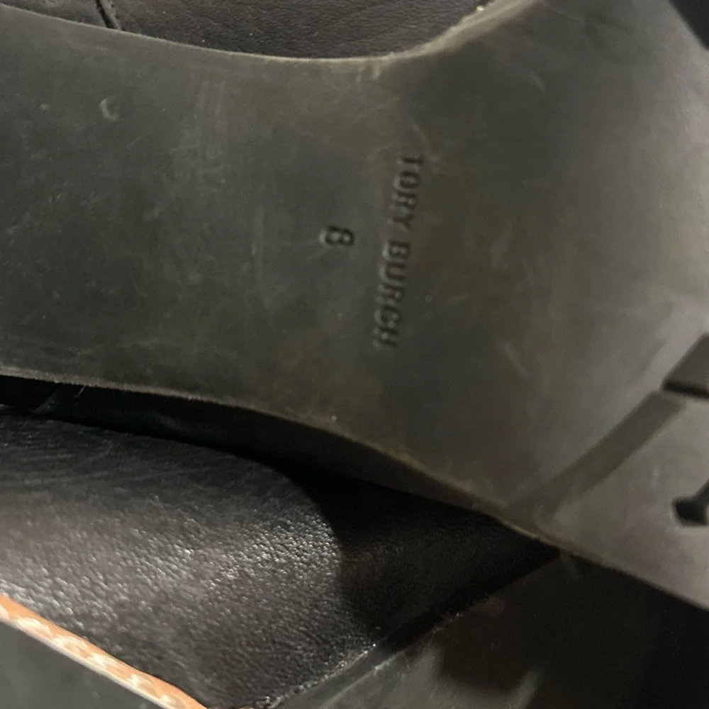 New Tory Burch Black Genuine Leather Chelsea Pull On Heeled Boot Rugged Sole 8